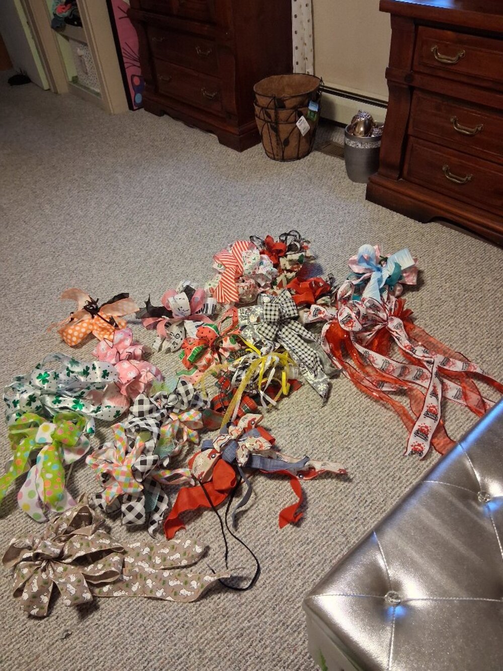 Group of ribbon bows 18 in all -for all seasons